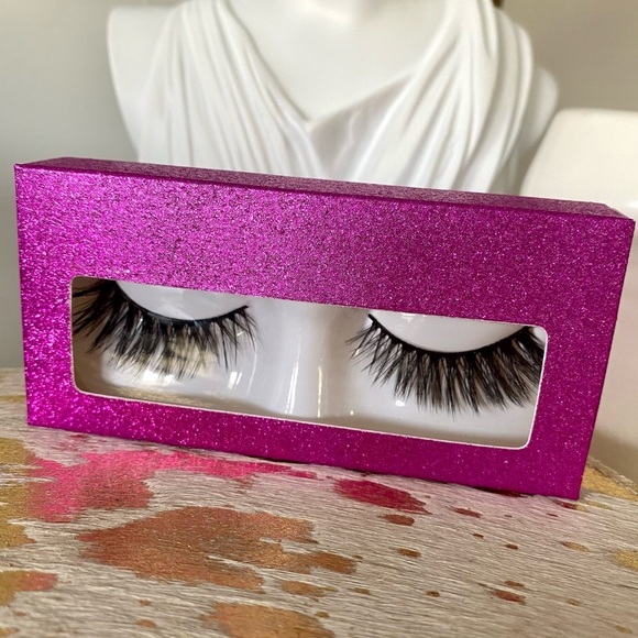 Luxe 3D Mink Lashes Fluffy Fake Eyelash Palm - Picture 4 of 4
